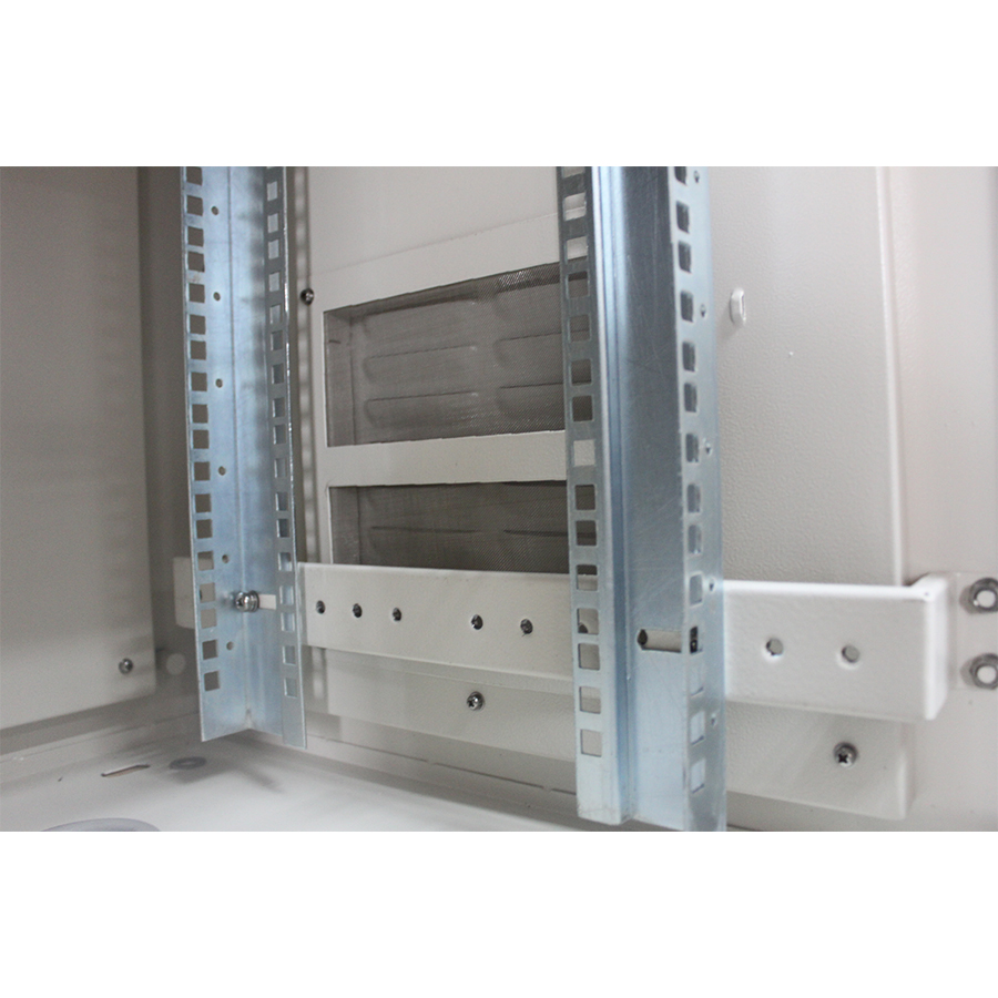 POLE MOUNT Outdoor Cabinet for Telecom