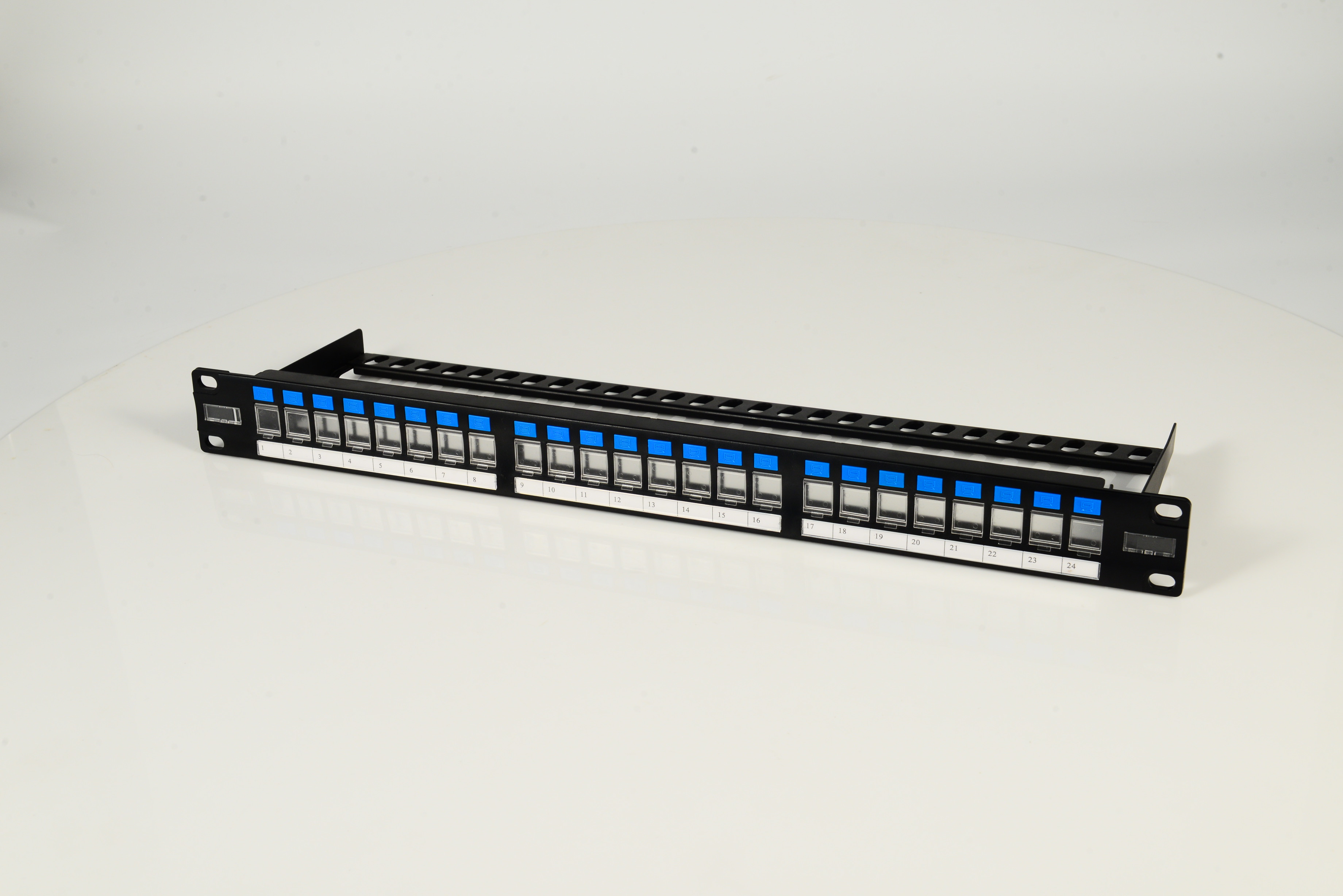 1U 24Port UTP Blank Patch Panel with Shutter