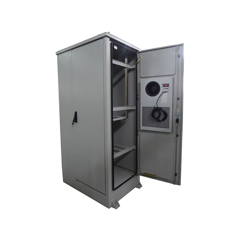 IP55 Outdoor Street Cabinet With 3 Rooms 