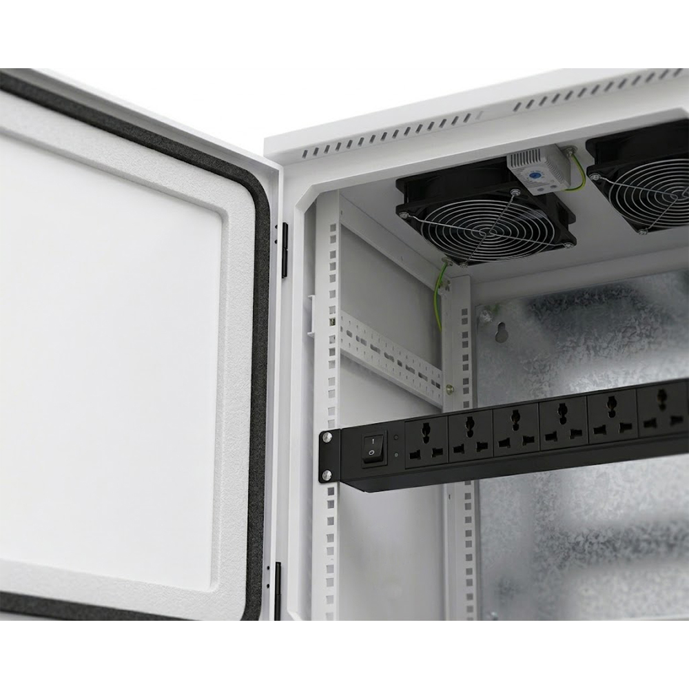 IP55 Buitelug telekommunikasie-omhulselkas paal gemonteer 11U 600x780mm met skuins dak